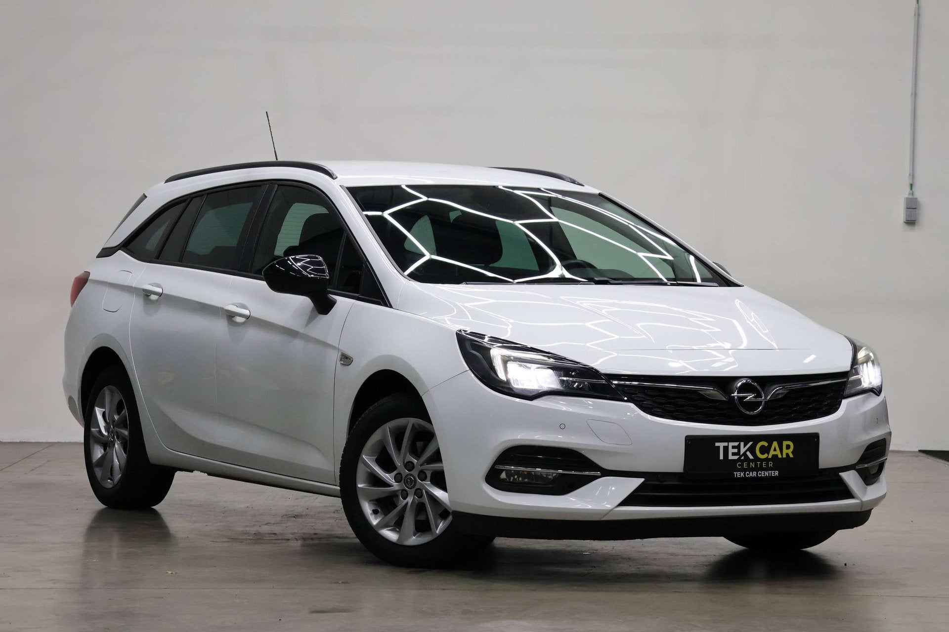 Opel Astra Sports Tourer 1.5D Automaat Trekhaak/Camera/Garan, Autos, Achat, Euro 6, Entreprise, 1496 cm³