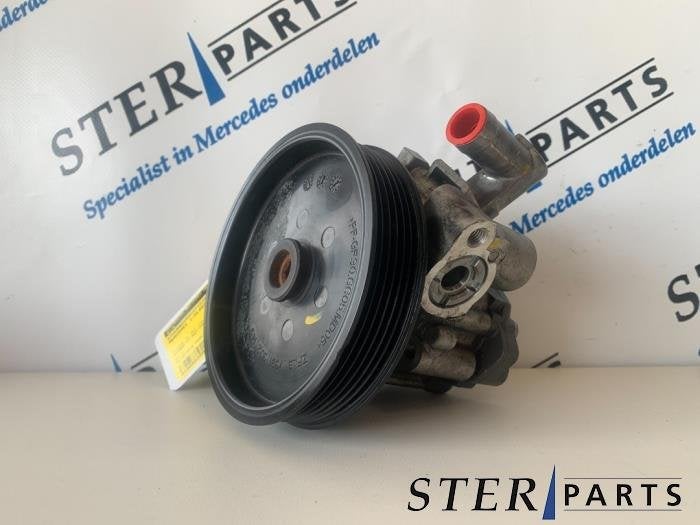 Stuurbekrachtiging Pomp van een Mercedes C-Klasse, Gebruikt, -, Ophalen of Verzenden, -
