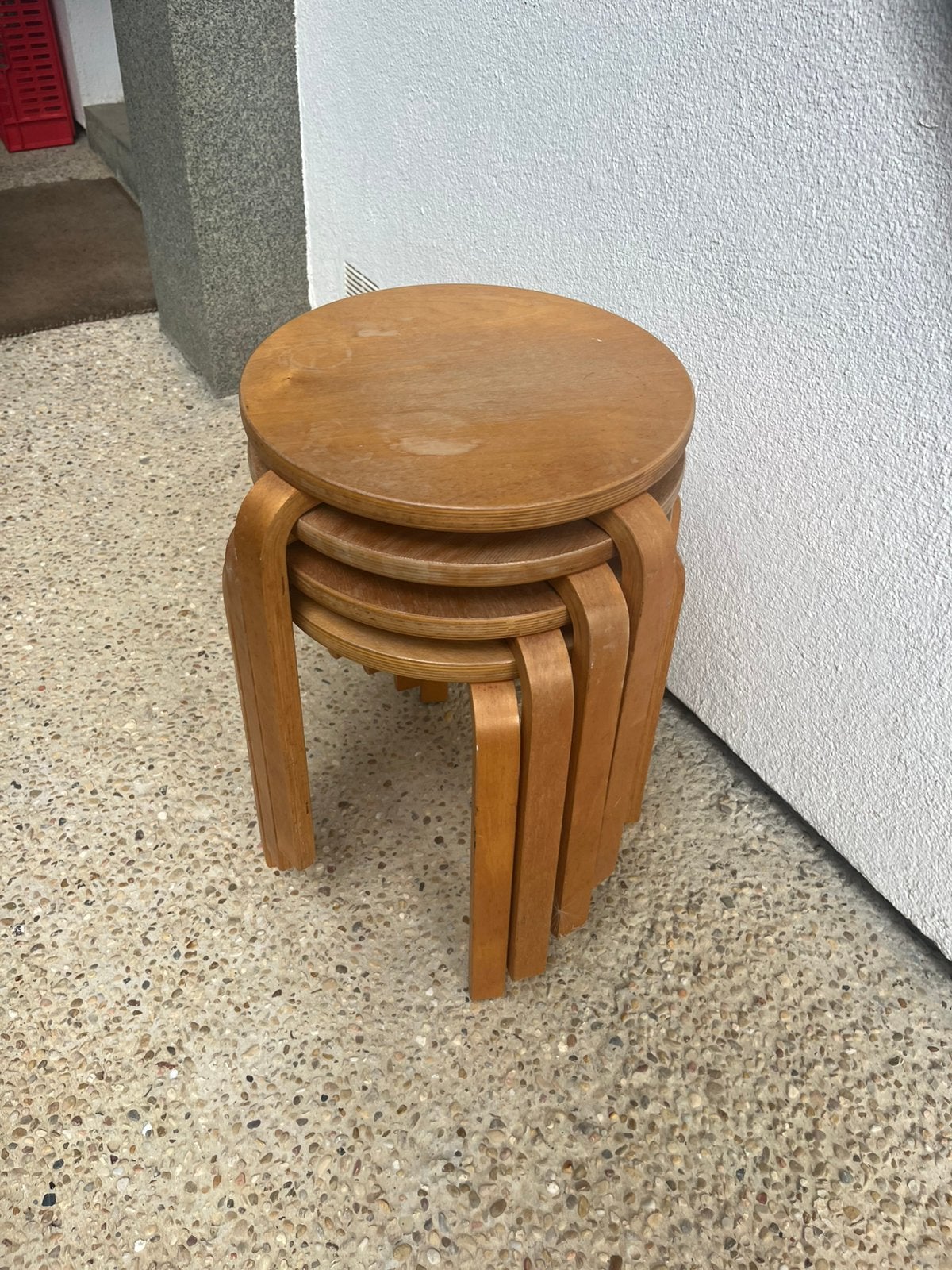4 tabourets Artek modèle 60 ou IKEA Frosta, Maison & Meubles, Enlèvement, Comme neuf