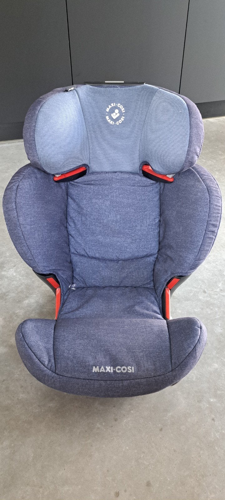 Maxi Cosi Rodifix Blauw, Ophalen