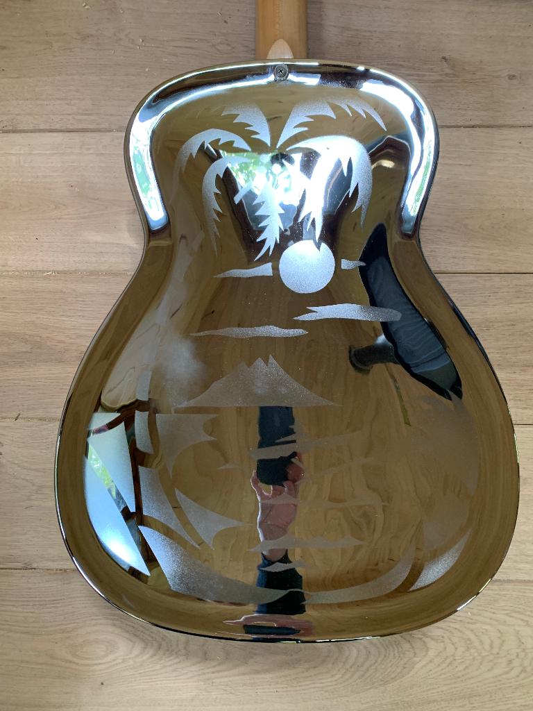Véritable Dobro 1983, Musique & Instruments, Instruments à corde | Guitares | Acoustiques, Enlèvement, Comme neuf, Résonateur ou Guitare dobro