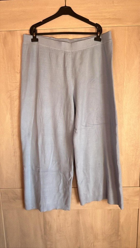broek lichtlblauw lola liza 3xl 50, Lola & Liza, Ophalen of Verzenden, Gedragen, Broek of Spijkerbroek