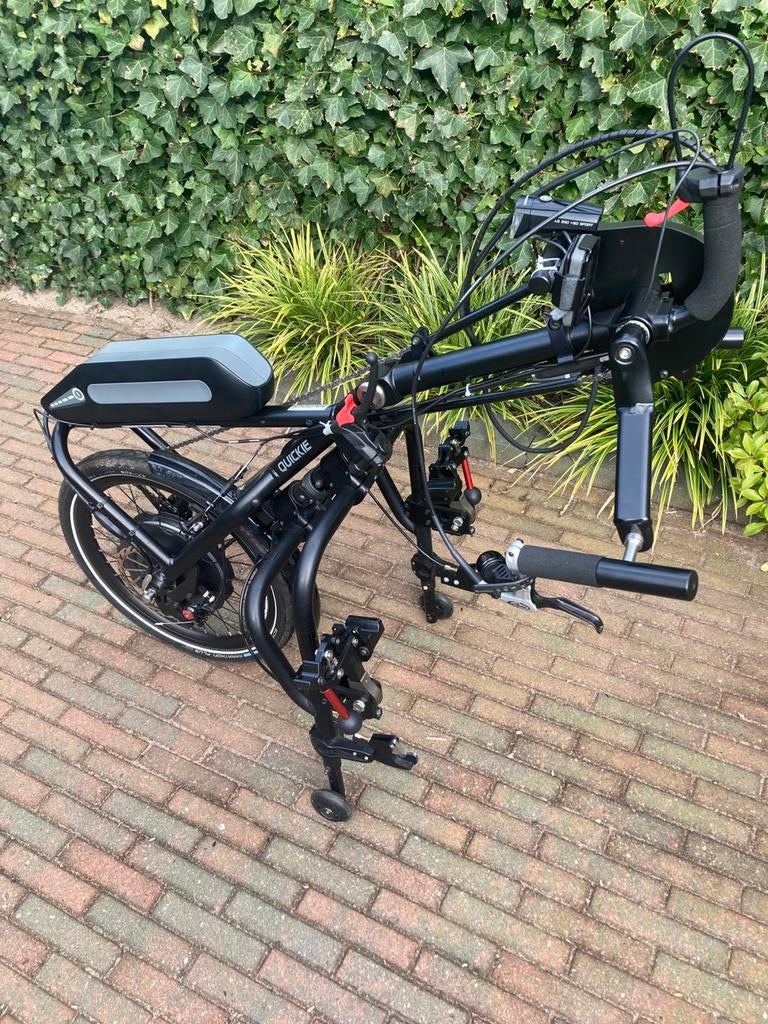 Elektrische Handbike + rolstoel merk quickie, Ophalen, Inklapbaar, Gebruikt