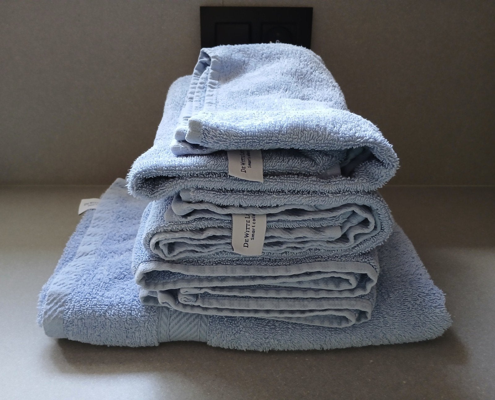 Handdoekenset Lichtblauw De Witte Lietaer, Maison & Meubles, Enlèvement, Comme neuf, Bleu, Tapis de bain