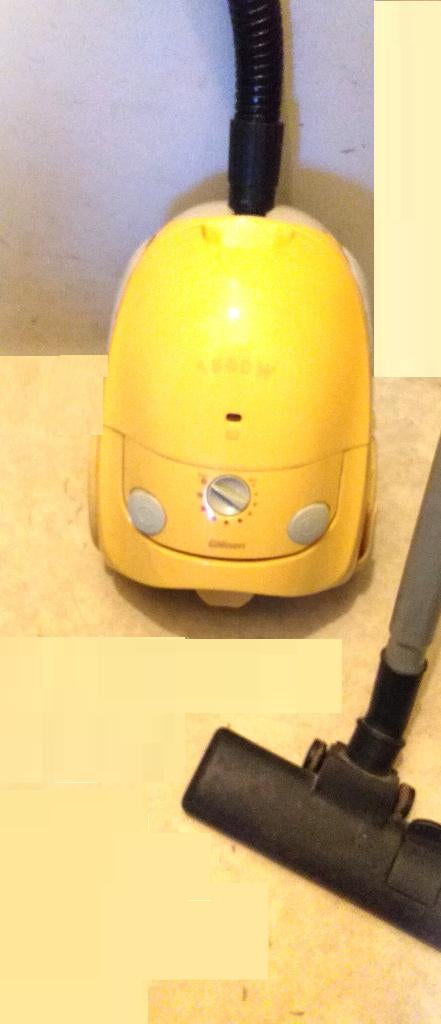 Stofzuigers van 1500 Watt + 5 zakken, Verzenden