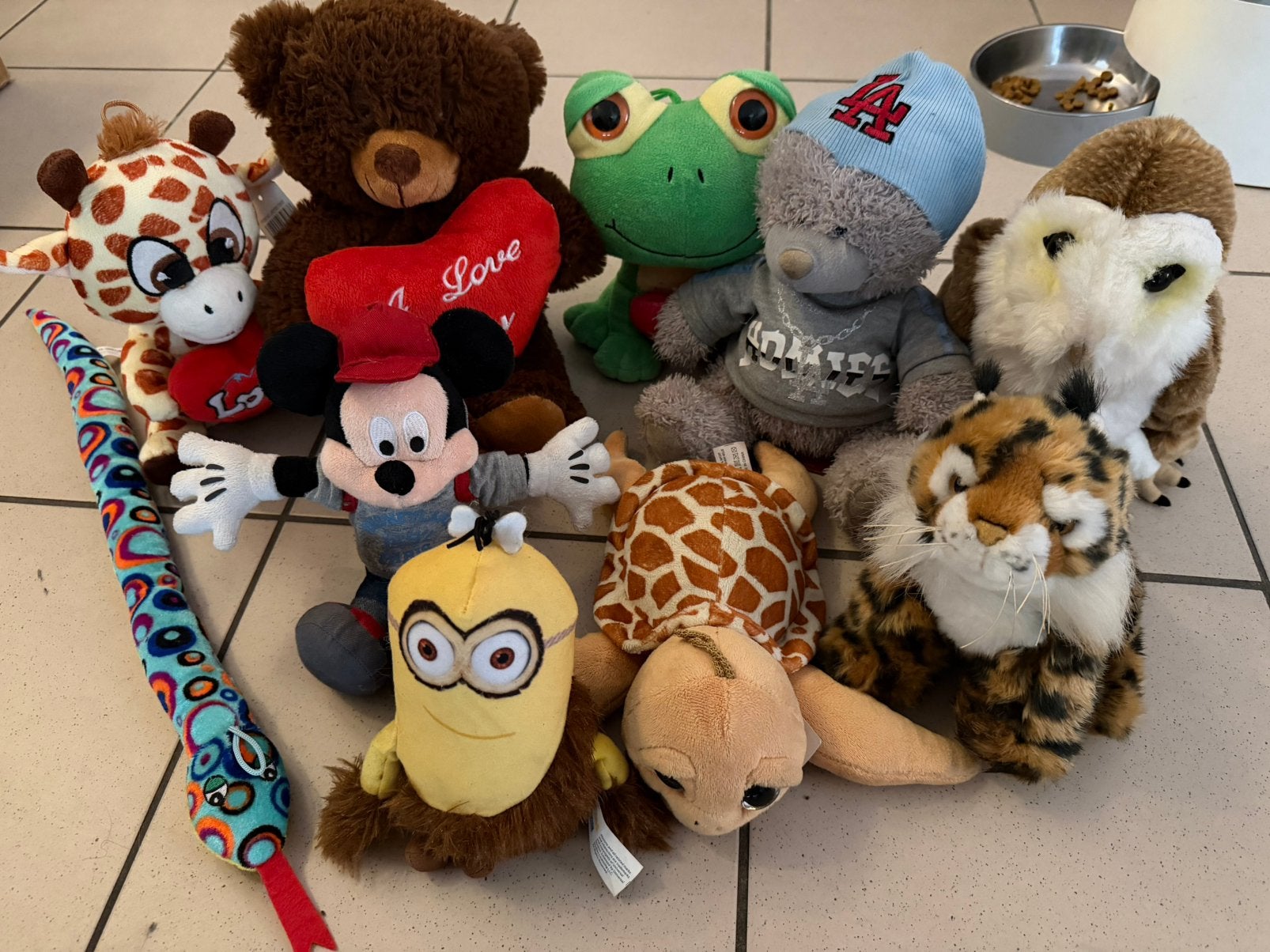 Lot de peluches 10 euro le tout tres bon etat, Enfants & Bébés, Jouets | Peluches, Enlèvement, Comme neuf
