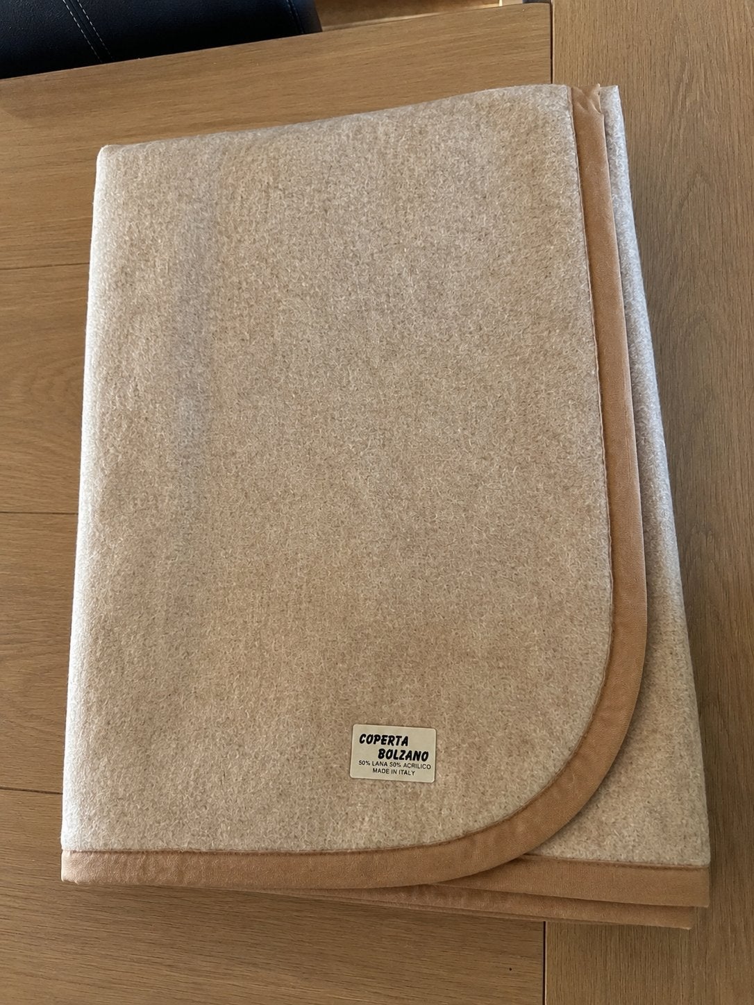 Nieuwe sprei, Beige, Nieuw, Ophalen of Verzenden, Overige merken