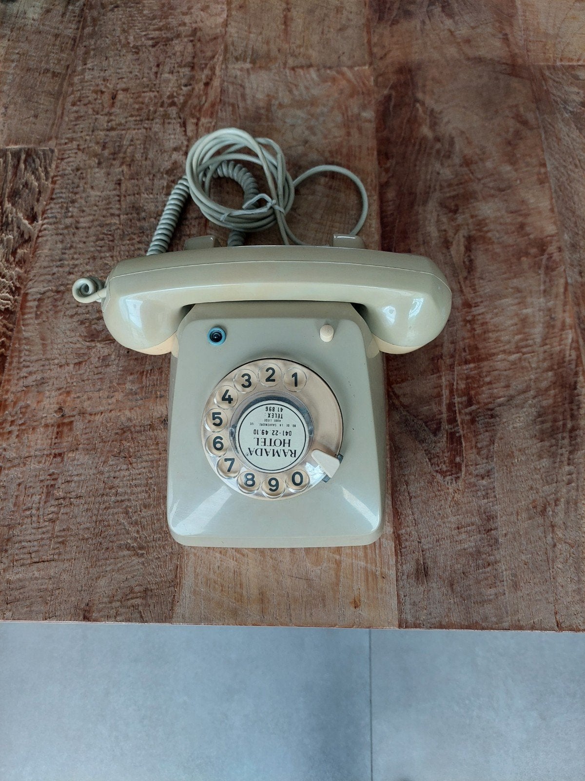 téléphone vintage Ramada hotel, Télécoms, Enlèvement, Utilisé, Avec cadran rotatif