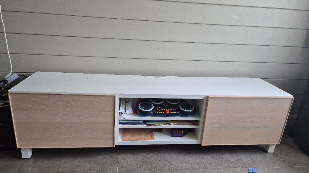 Ikea wit met houten tv kast met schuiven, Enlèvement, Utilisé