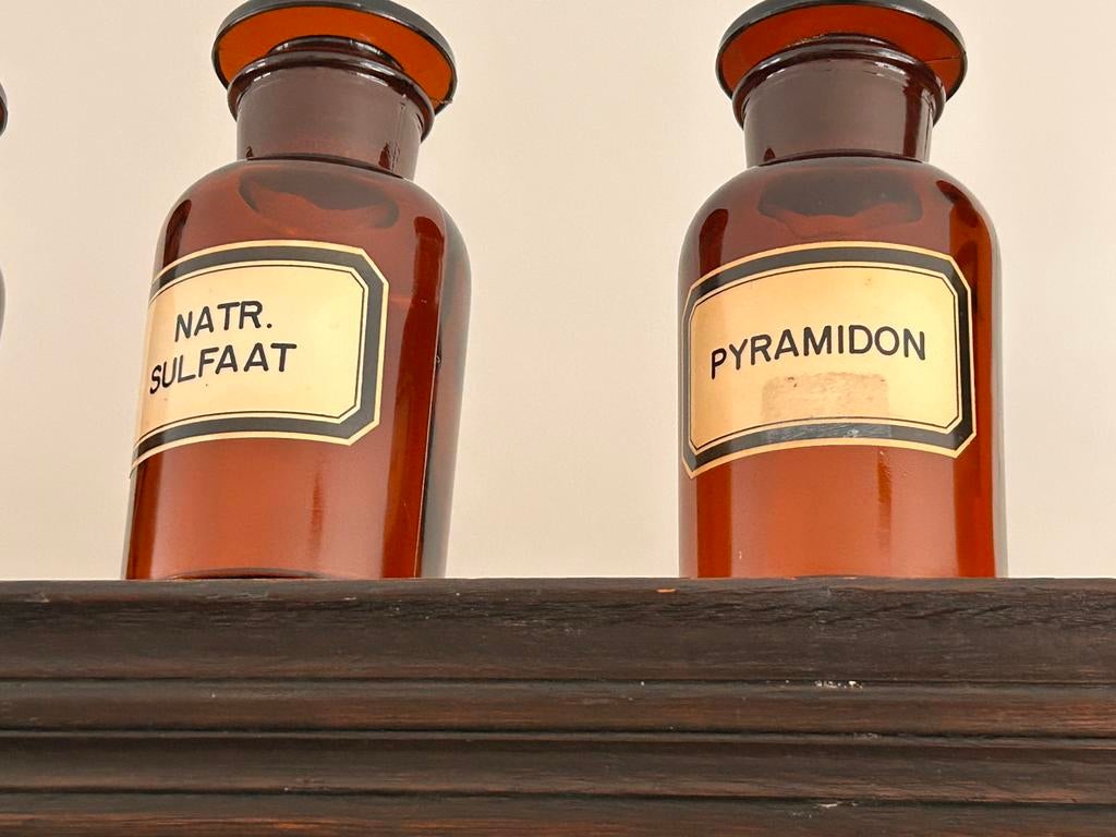 Apothekerspotten, Enlèvement