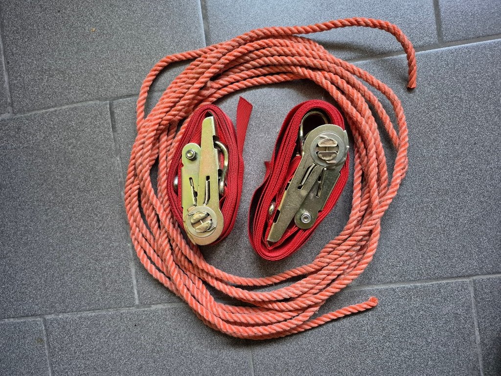 2 Sangles d’arrimage à cliquet + corde, Enlèvement ou Envoi, Utilisé