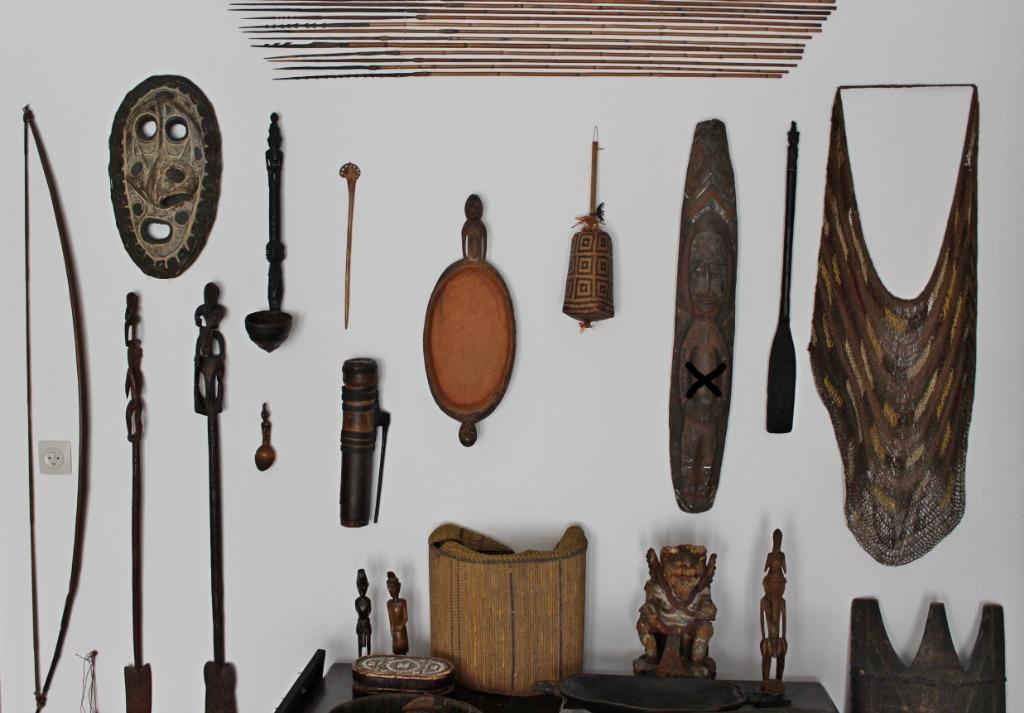 OBJETS ANCIENS DE PAPOUASIE-NOUVELLE-GUINÉE et D'INDONÉSIE, Enlèvement ou Envoi