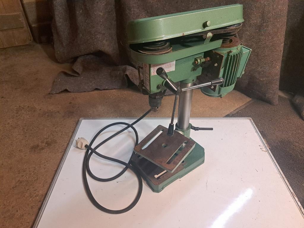 Kolomboormachine Perel 4700-13 met motor Leroy-somer 380V, Ophalen, Boormachine