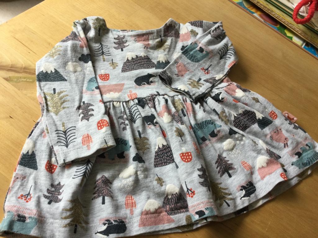 ROBE"NOEL"HEMA T 62+"CHRISTMAS"+"PERSONNAGES", Enlèvement ou Envoi