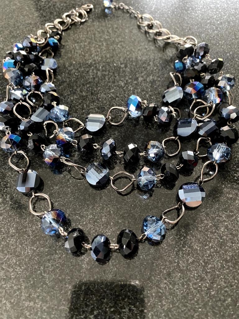 Collier avec pierres bleues - 4 pendentifs en 1, Bijoux, Sacs & Beauté, Colliers, Enlèvement ou Envoi, Comme neuf, Bleu, Autres matériaux