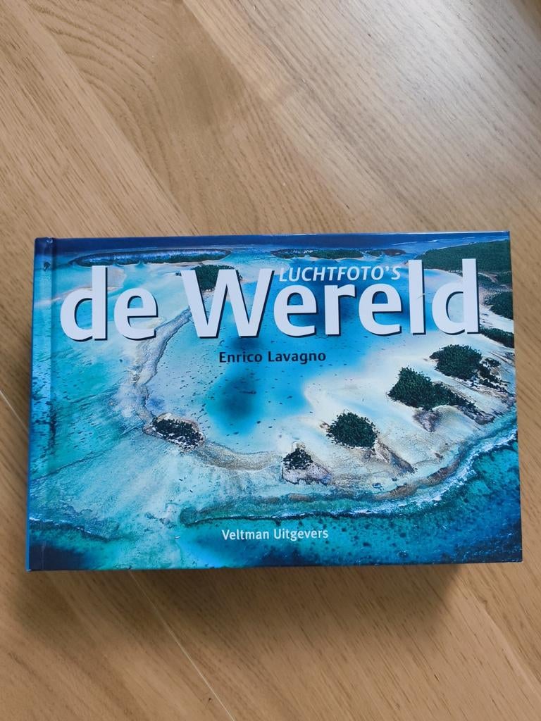 E. Lavagno - Luchtfoto's van de wereld, Ophalen of Verzenden, Zo goed als nieuw, E. Lavagno