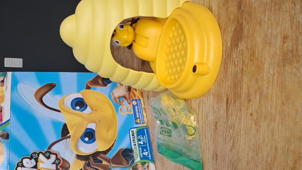 Gezelschapsspel bijtje prik, Ophalen of Verzenden, Zo goed als nieuw, HASBRO