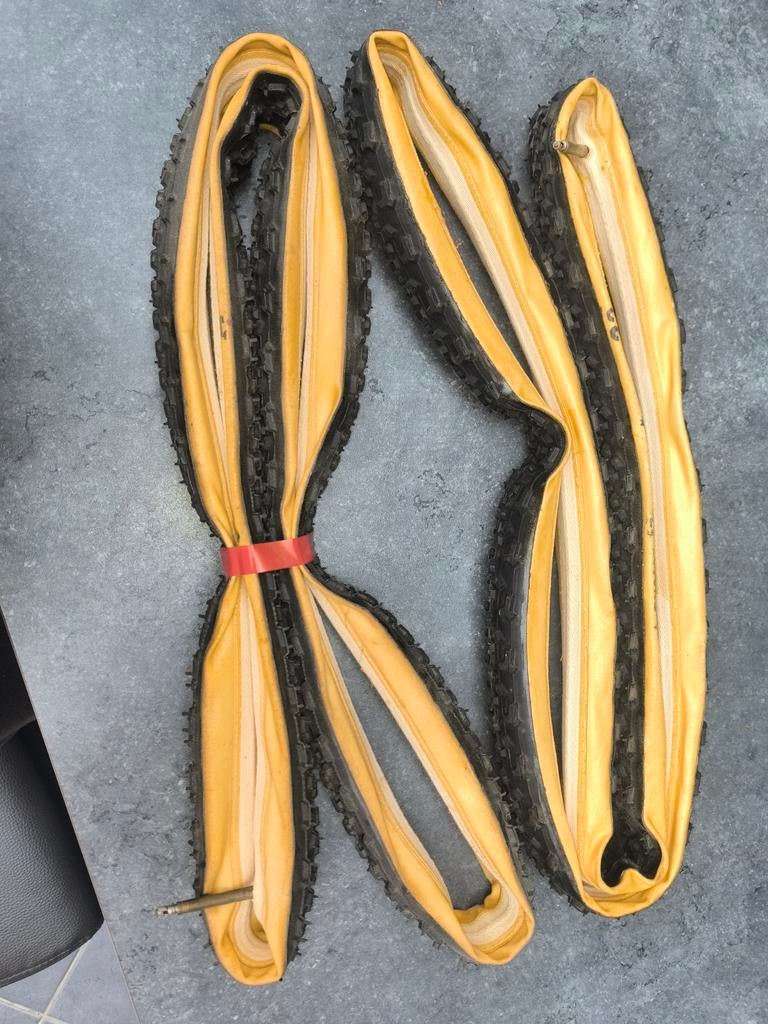 dugast tuben met limus en baby limus profiel, Fietsen en Brommers, Fietsonderdelen, Ophalen, Nieuw