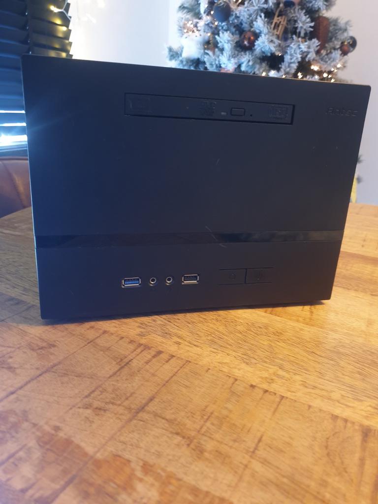 Small form itx PC, Computers en Software, Desktop Pc's, Ophalen, 8 GB, HDD