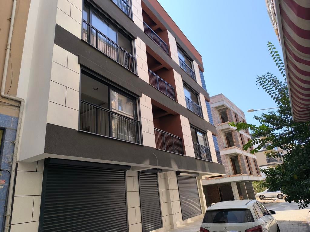 Appartement 2+1 à vendre dans le centre-ville de Kuşadası., Immo, 93 m², 2 kamers, Stad, Appartement
