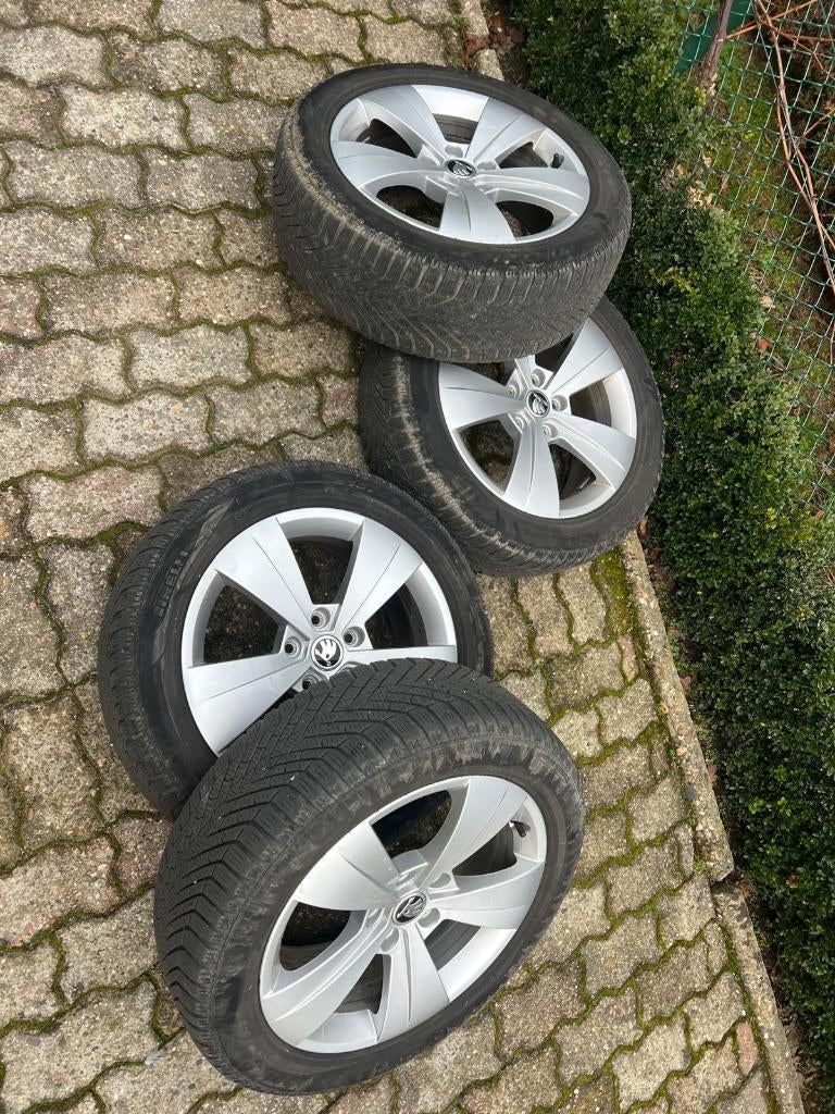 aluminium velgen 17skoda superb octavia 2020, Auto-onderdelen, Banden en Velgen, Ophalen, Velg(en), 17 inch, Winterbanden