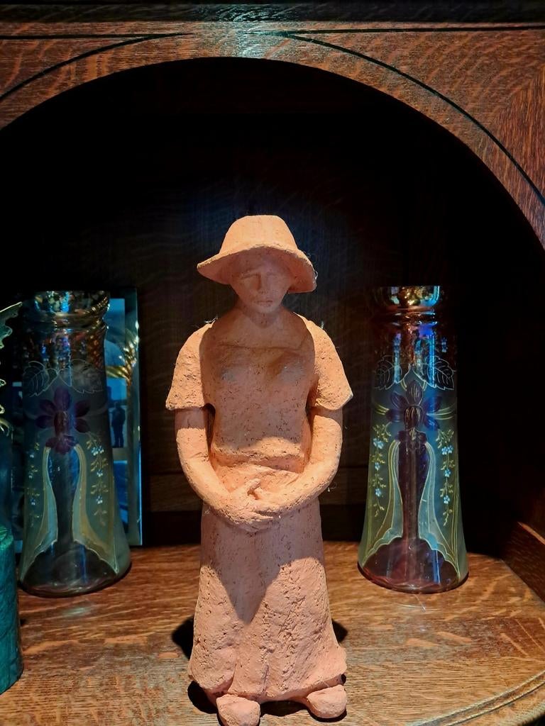 Prachtig  terracotta beeld,treurende vrouw, Antiek en Kunst, Antiek | Religieuze voorwerpen, Ophalen of Verzenden