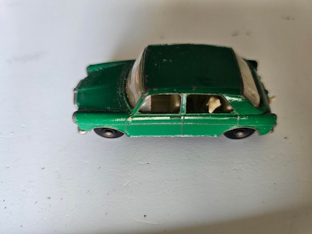 Lesney MG luciferdoosje miniatuur, Verzenden