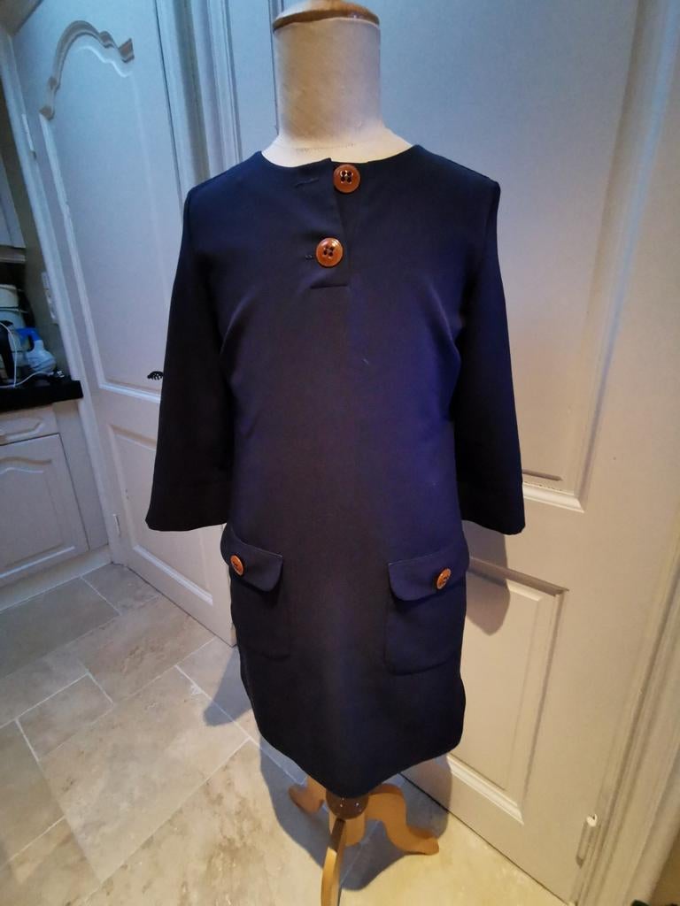 Mooi donker blauw kleedje van River Woods, Kleding | Dames, Jurken, Ophalen of Verzenden