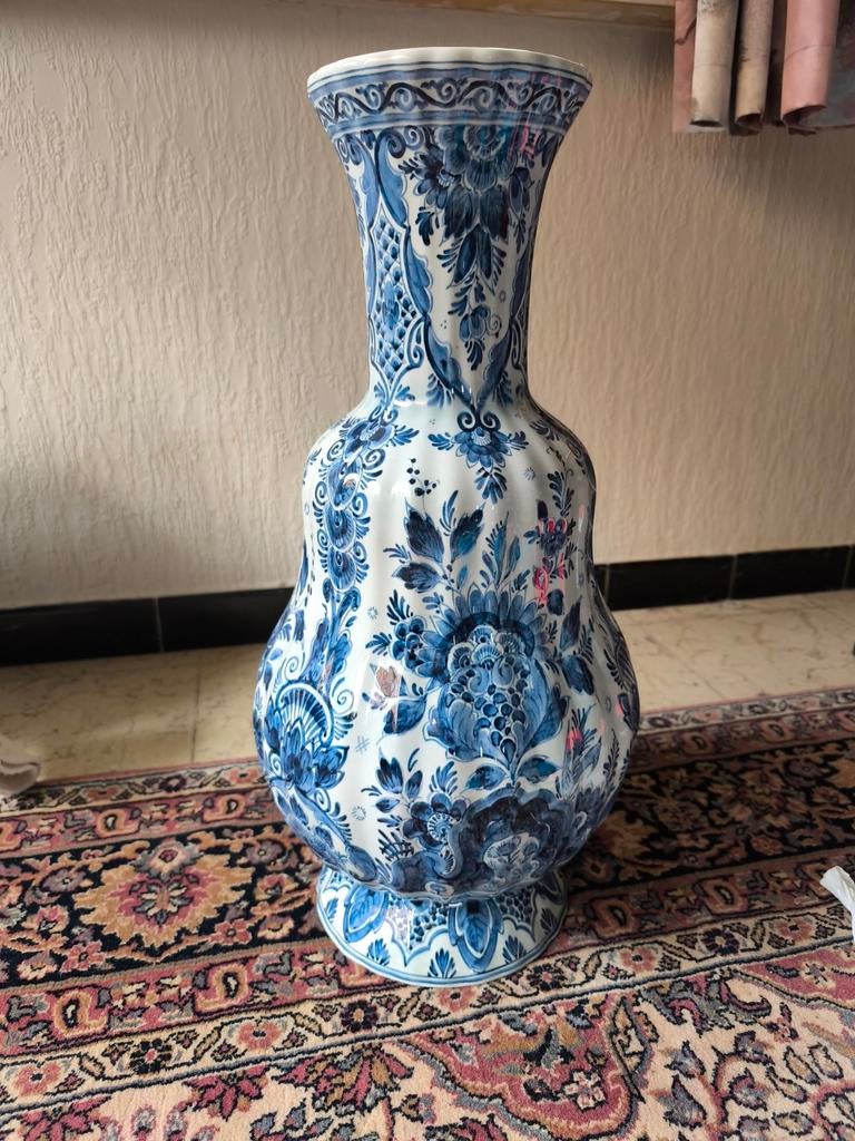 Grote originele Delfts blauwe vaas, Enlèvement