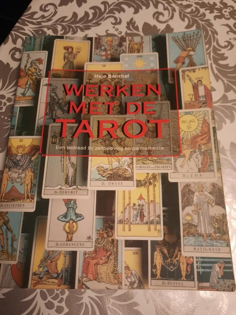 Tarot boeken ( werken met Tarot ) ., Boeken, Ophalen of Verzenden
