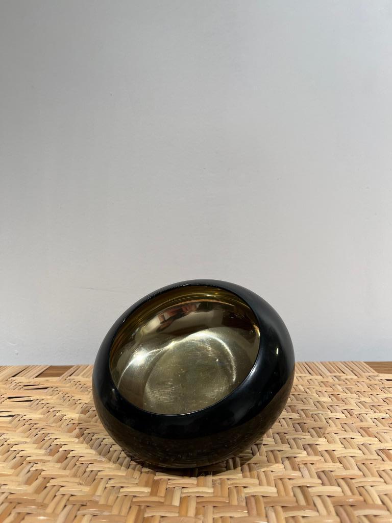 "Knob" hook black and gold TOM DIXON, Maison & Meubles, Accessoires pour la Maison | Portemanteaux, Utilisé, Crochets muraux, Moins de 100 cm
