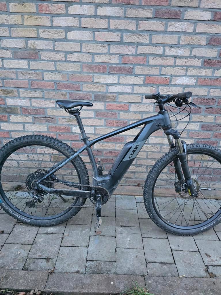 Vtt électrique Cube, Ophalen