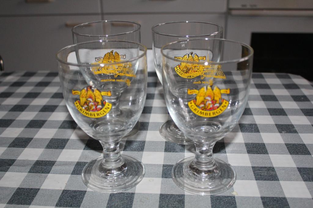 4 Grimbergen glazen slechts 2 € totaal, Ophalen, Zo goed als nieuw, Bierglas