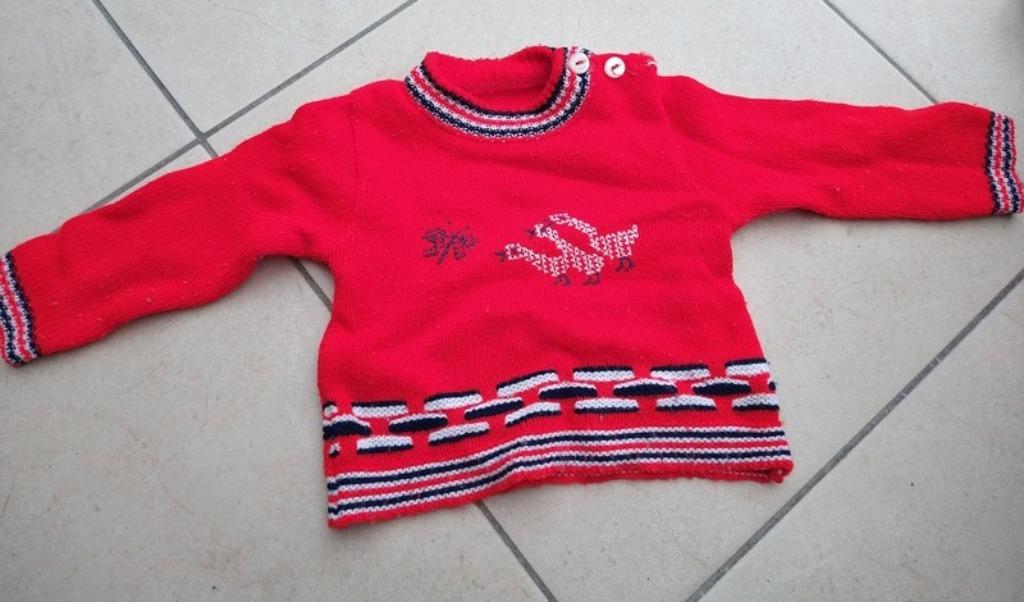 Vintage truit baby trui, Kinderen en Baby's, Babykleding | Maat 68, Zo goed als nieuw, Truitje of Vestje, Verzenden