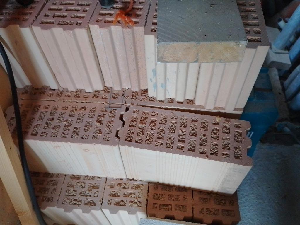 33 blocs lambda de Ploegsteert 12 cm de large, Bricolage & Construction, Enlèvement, Neuf, Briques