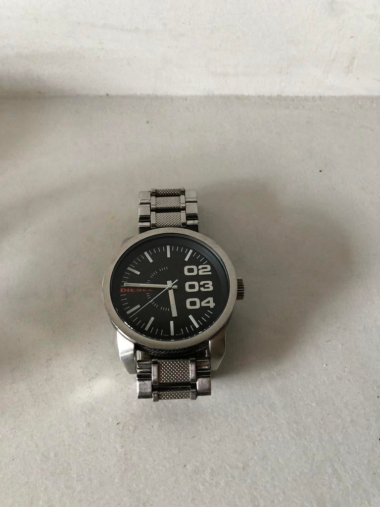 Diesel horloge, batterijtje leeg, Ophalen