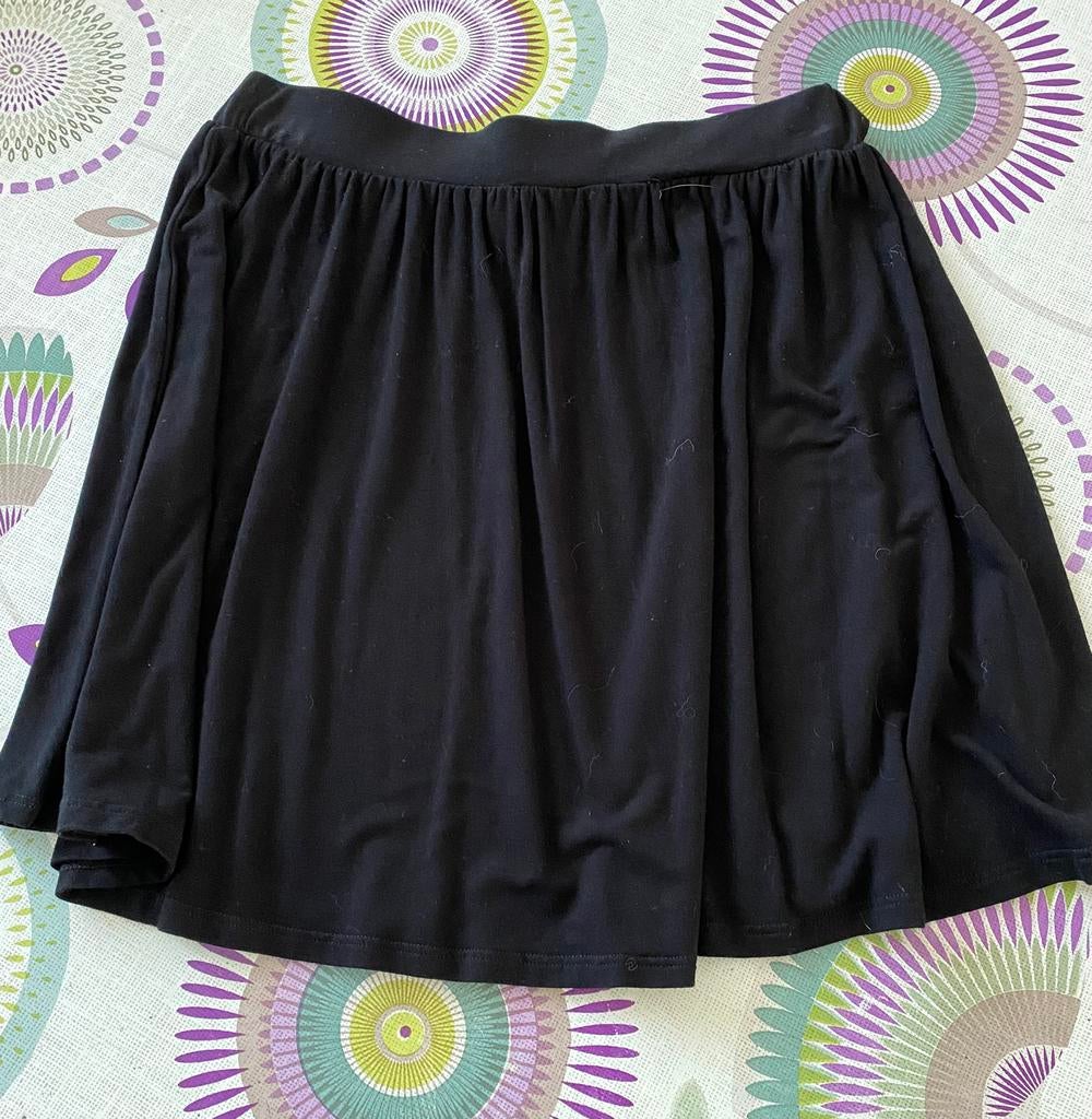 Jupe noire ASOS Taille 38 lisez l’annonce, Enlèvement ou Envoi, Comme neuf