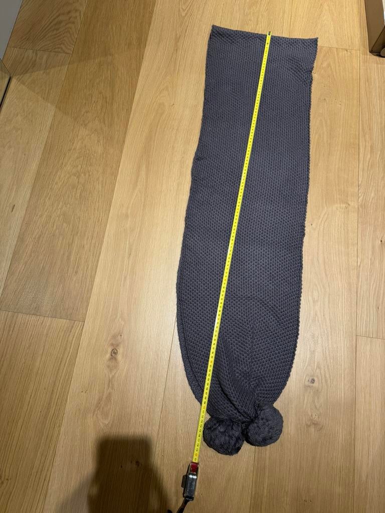 Pauline b lange sjaal., Pauline .b, Ophalen, Zo goed als nieuw, Sjaal