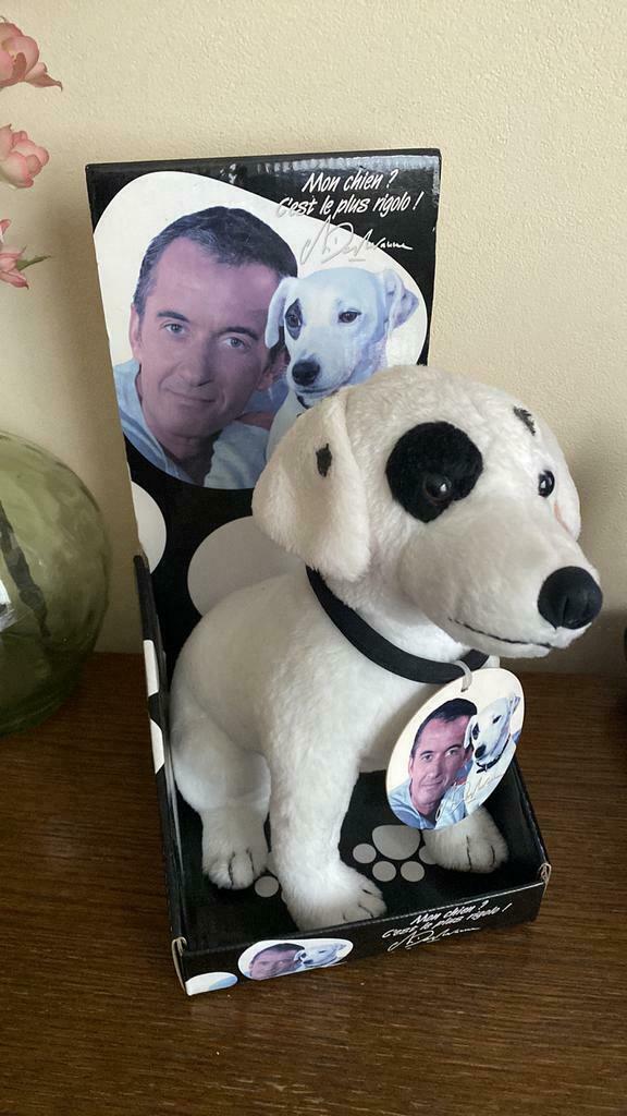 Ancienne peluche dans sa boîte TF1 Dechavane et son chien