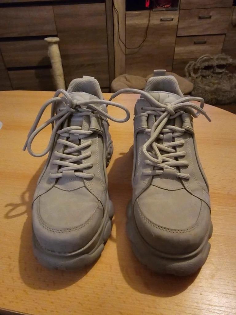 grijze Buffalo schoenen maat 40, Overige typen, Ophalen of Verzenden, Zo goed als nieuw, Grijs