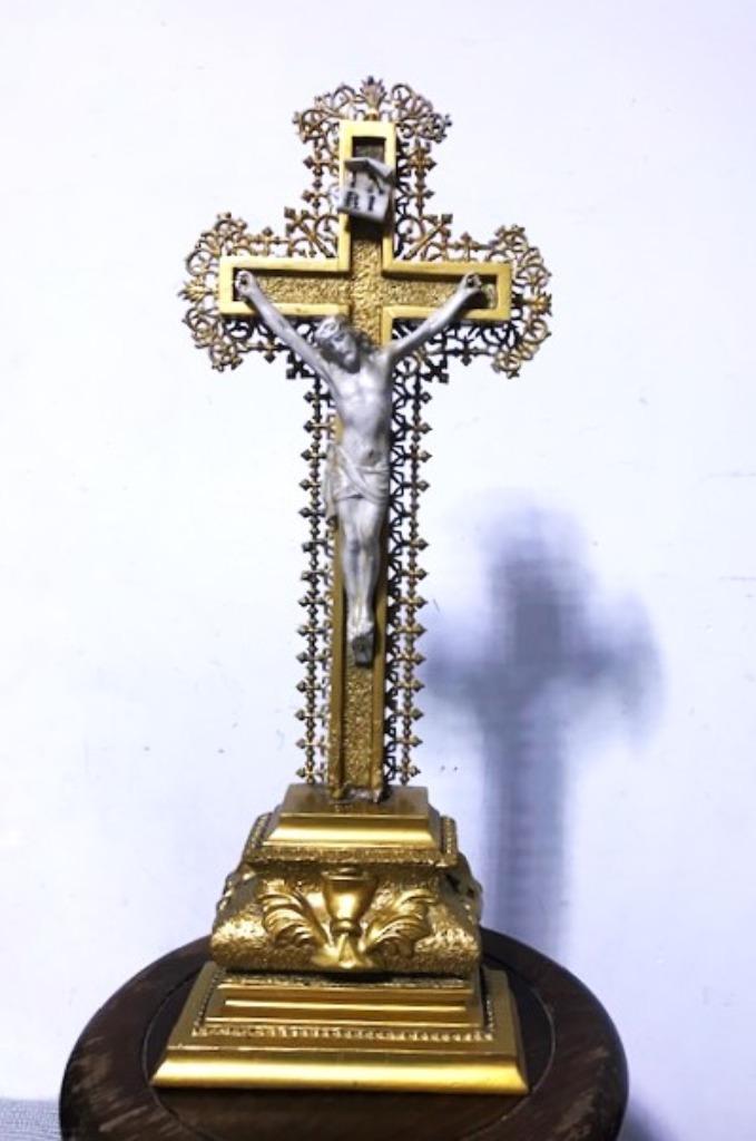 Croix Christ en or Crucifix en biscuit antique H40 😍💑🙏🤗, Enlèvement ou Envoi