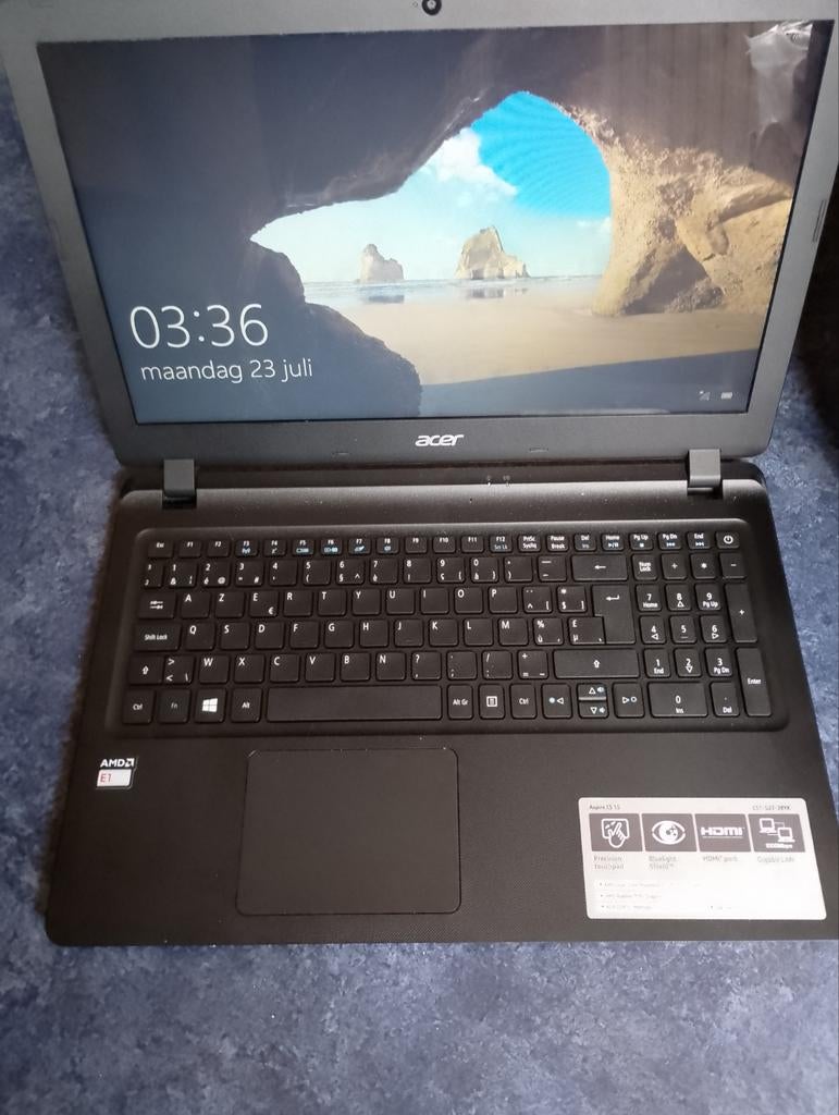 Acer aspire ES15 nieuw in 2016 gekocht 333€, Computers en Software, Ophalen