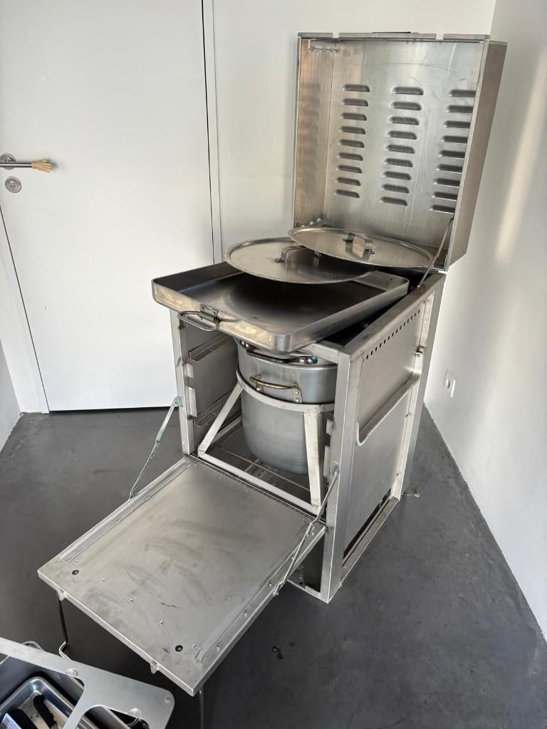 Veldkeuken, Ophalen