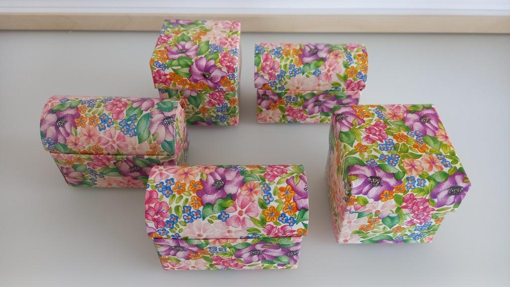 romantische, veelkleurige doopsuikerdoosjes, Kinderen en Baby's, Ophalen of Verzenden