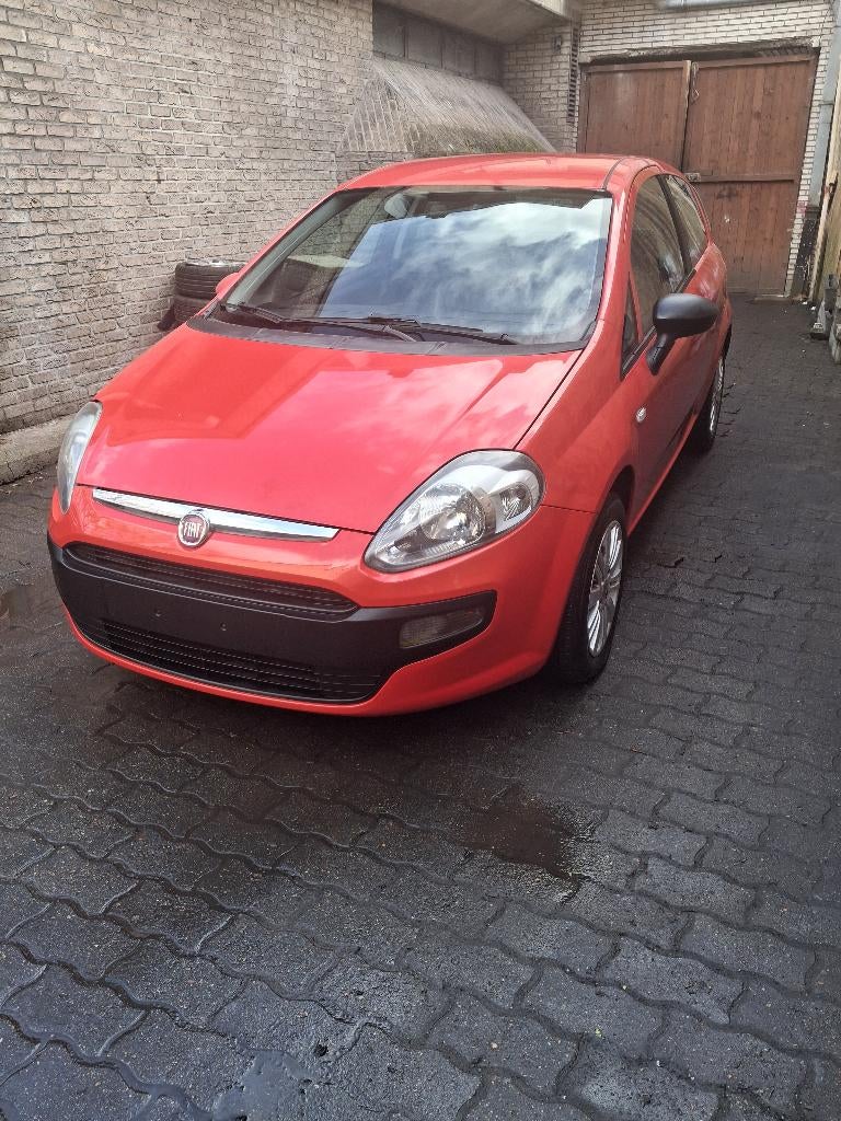 Fiat ponto evo prête à immatriculer, Autos, Fiat, Rouge, Achat, Entreprise, Boîte manuelle