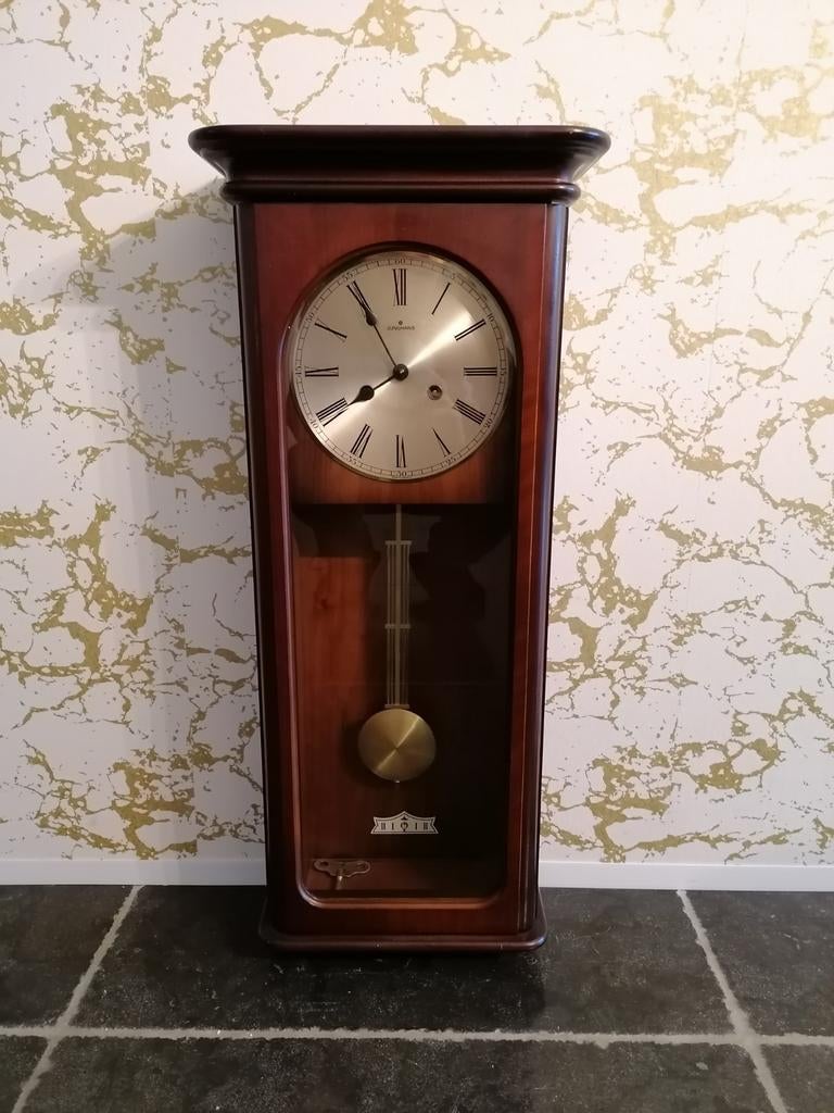Junghans wandklok, Ophalen