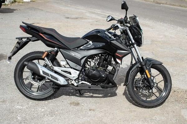 Rieju Strada 125cc-i sport naked A1 moto Euro4 100%-Europees, Rieju, 125 cc, 11 kW of minder, 1 cilinder