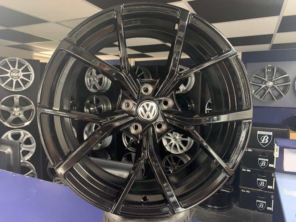 IN STOCK: mooie nieuwe set velgen 19 inch 5x112 VW Audi Seat, Neuf, Enlèvement ou Envoi, Pneus été, 19 pouces