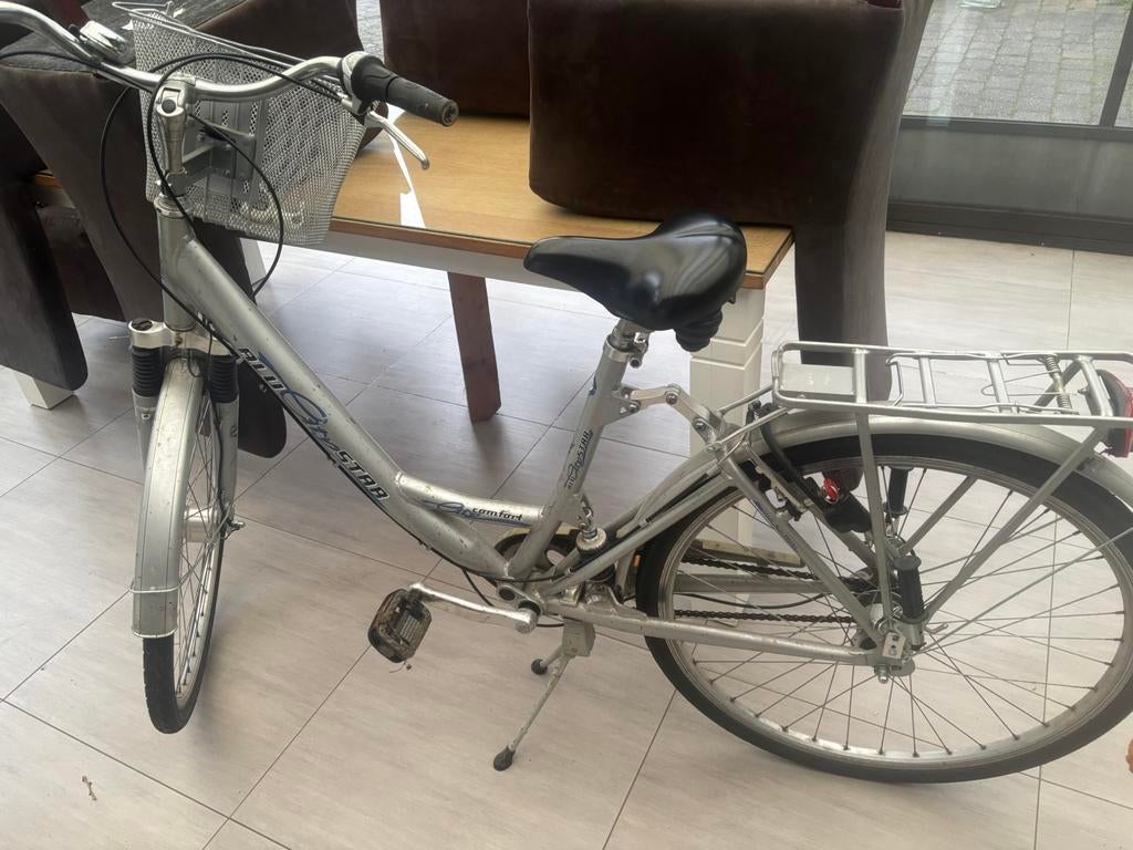 Dames fiets, Fietsen en Brommers, 56 cm of meer, Ophalen, Gebruikt, Overige merken