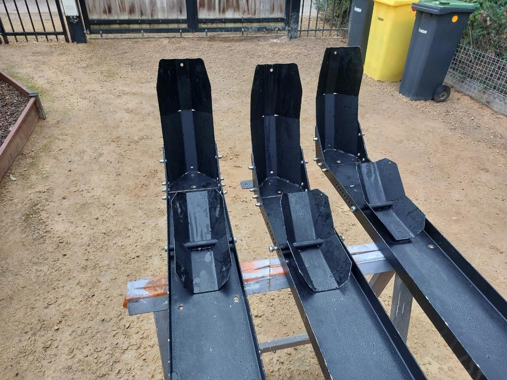 Inrij goten  met wielklem voor trailer of bestel  wagen, Motoren, Ophalen